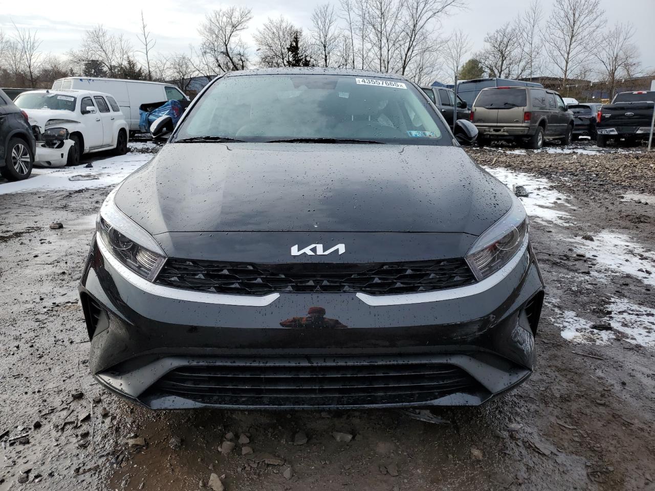 2023 Kia Forte - Image 5