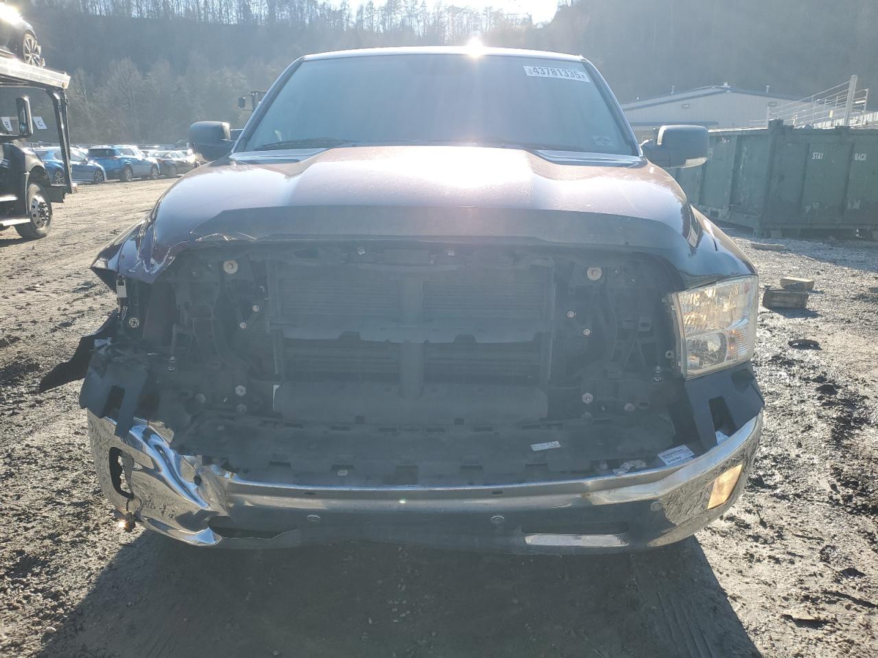 2017 RAM 1500 - Image 5