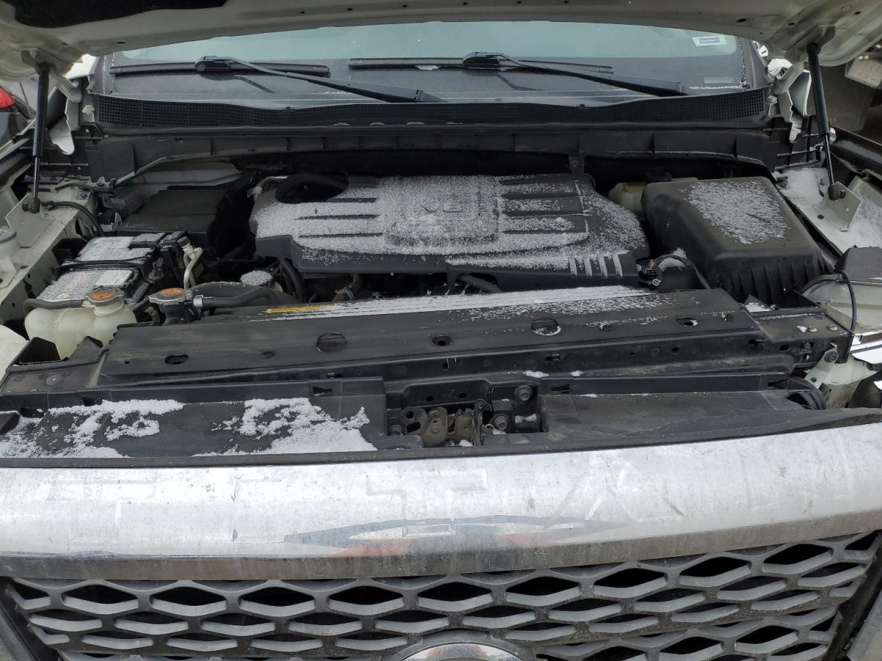 2017 Nissan Titan - Image 11