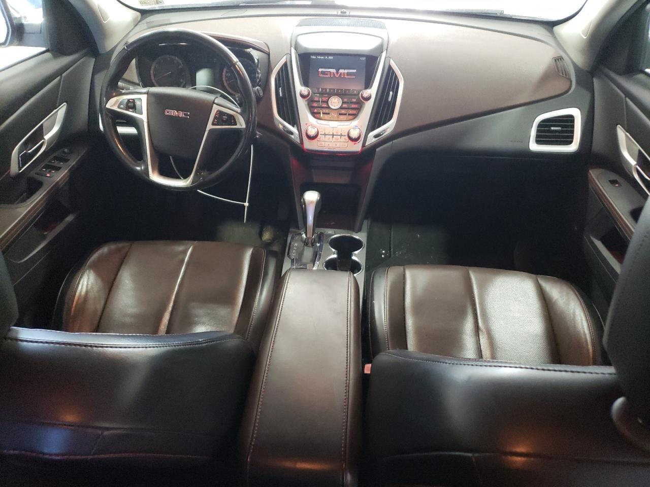 2010 GMC Terrain - Image 8