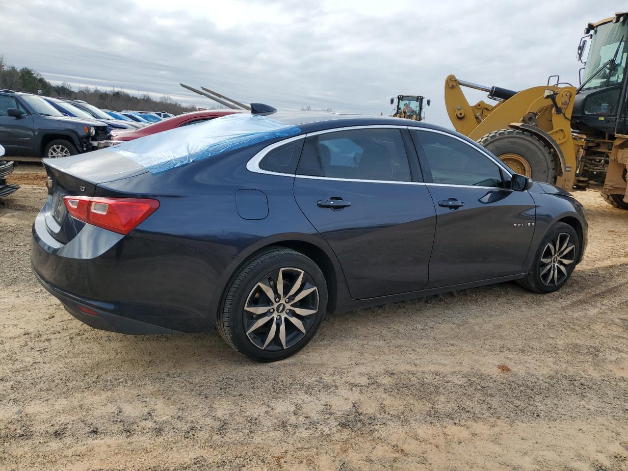 2017 Chevrolet Malibu - Image 3