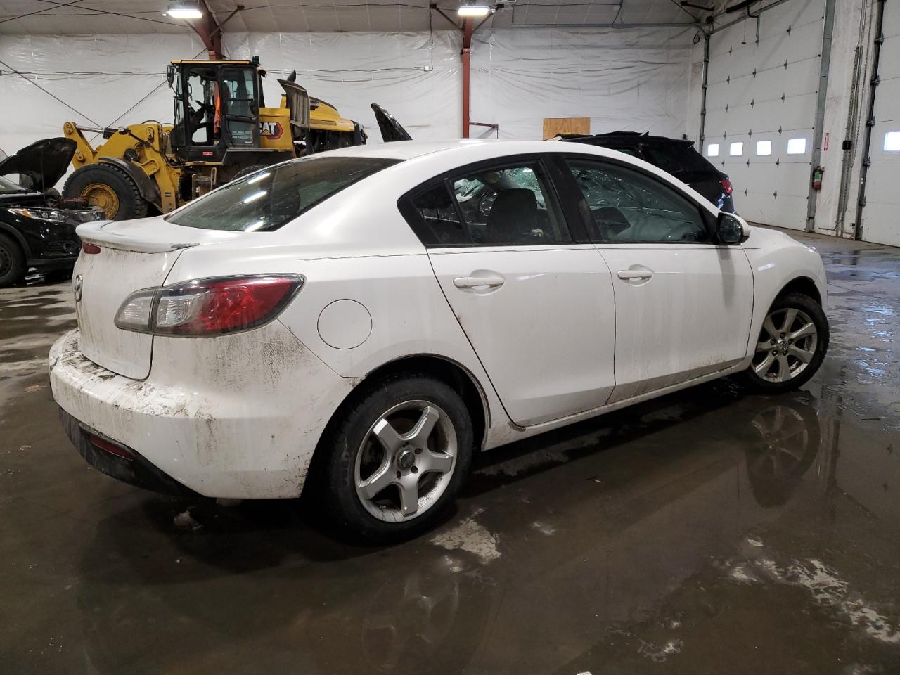 2010 Mazda 3 - Image 3