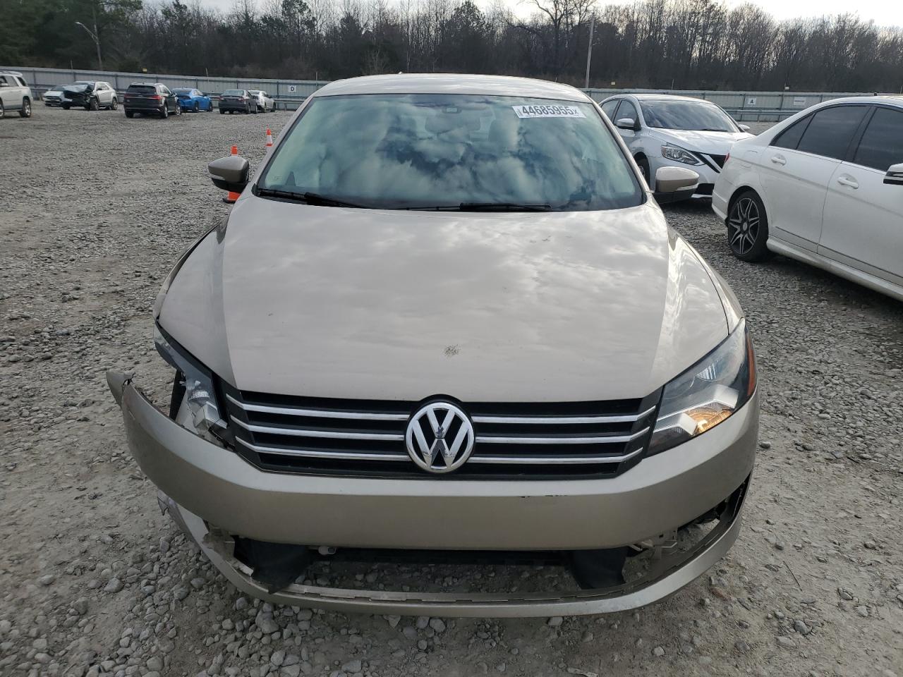 2015 Volkswagen Passat - Image 5