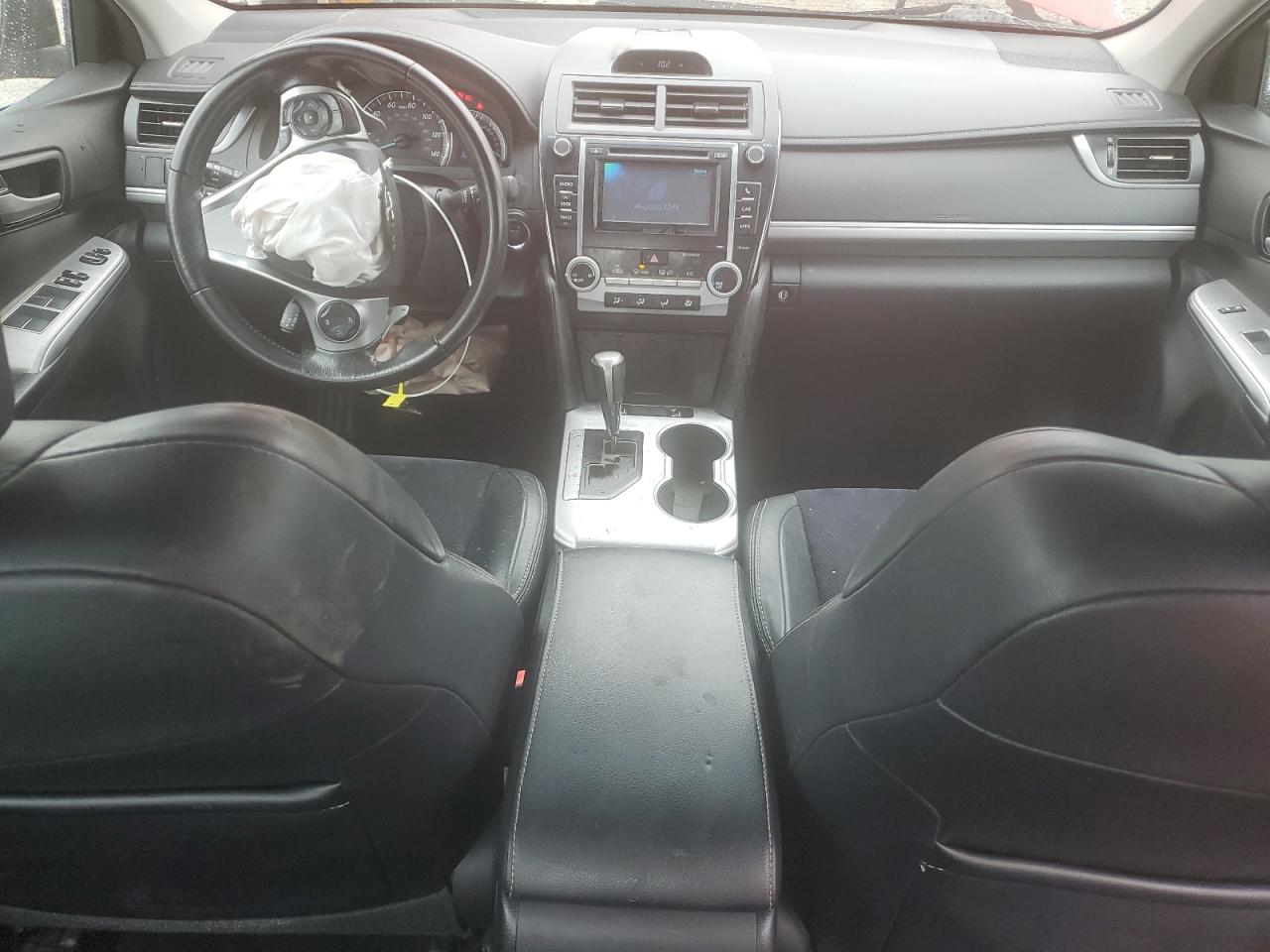 2012 Toyota Camry - Image 8
