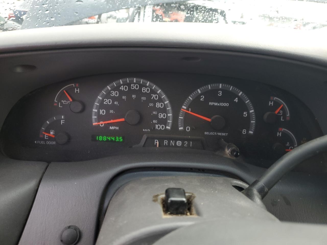 2000 Ford Expedition - Image 9