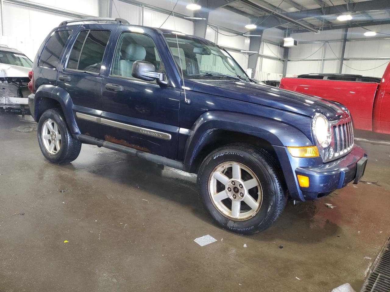 2007 Jeep Liberty (North America) - Image 4