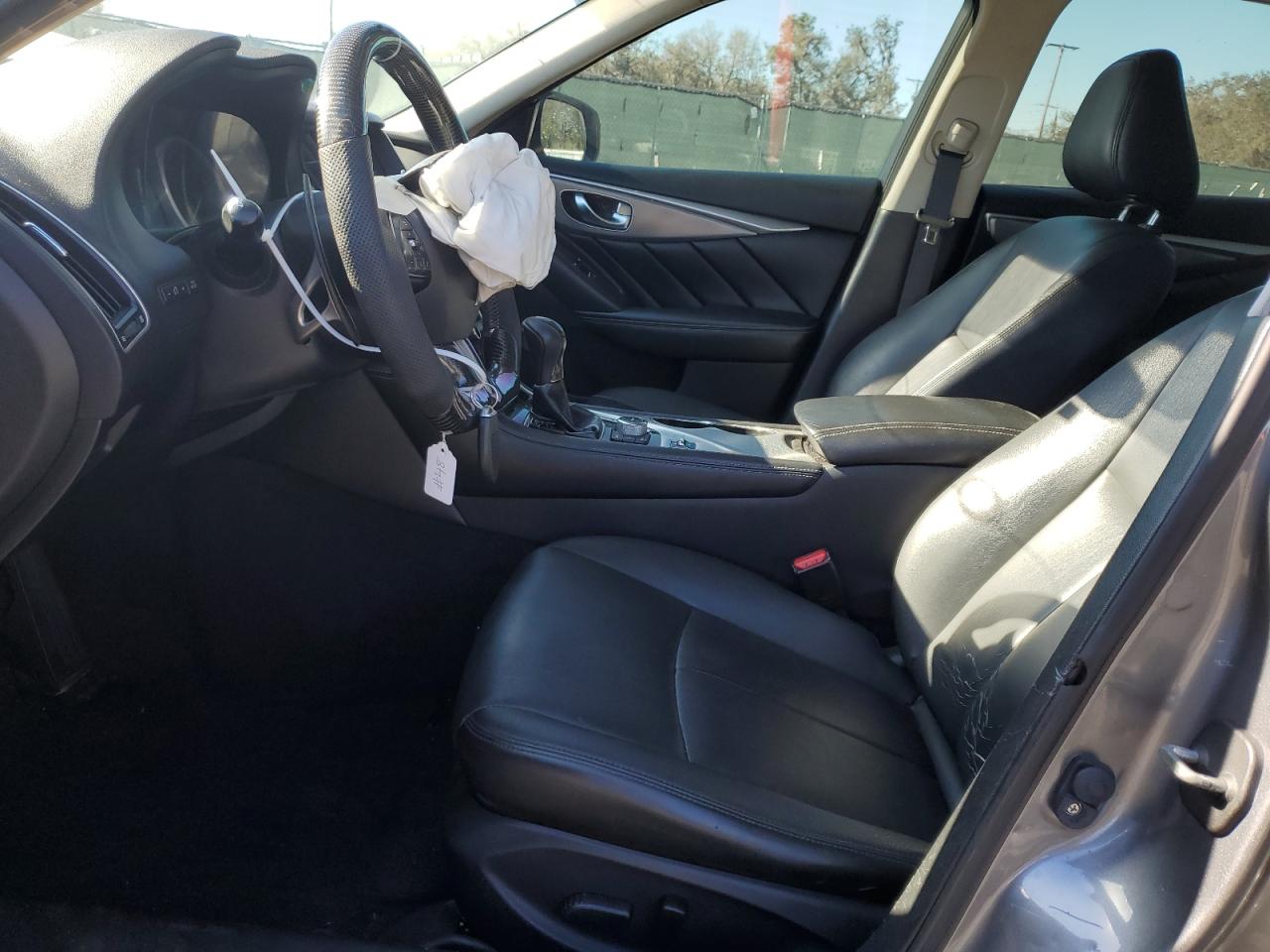 2015 Infiniti Q50 - Image 7