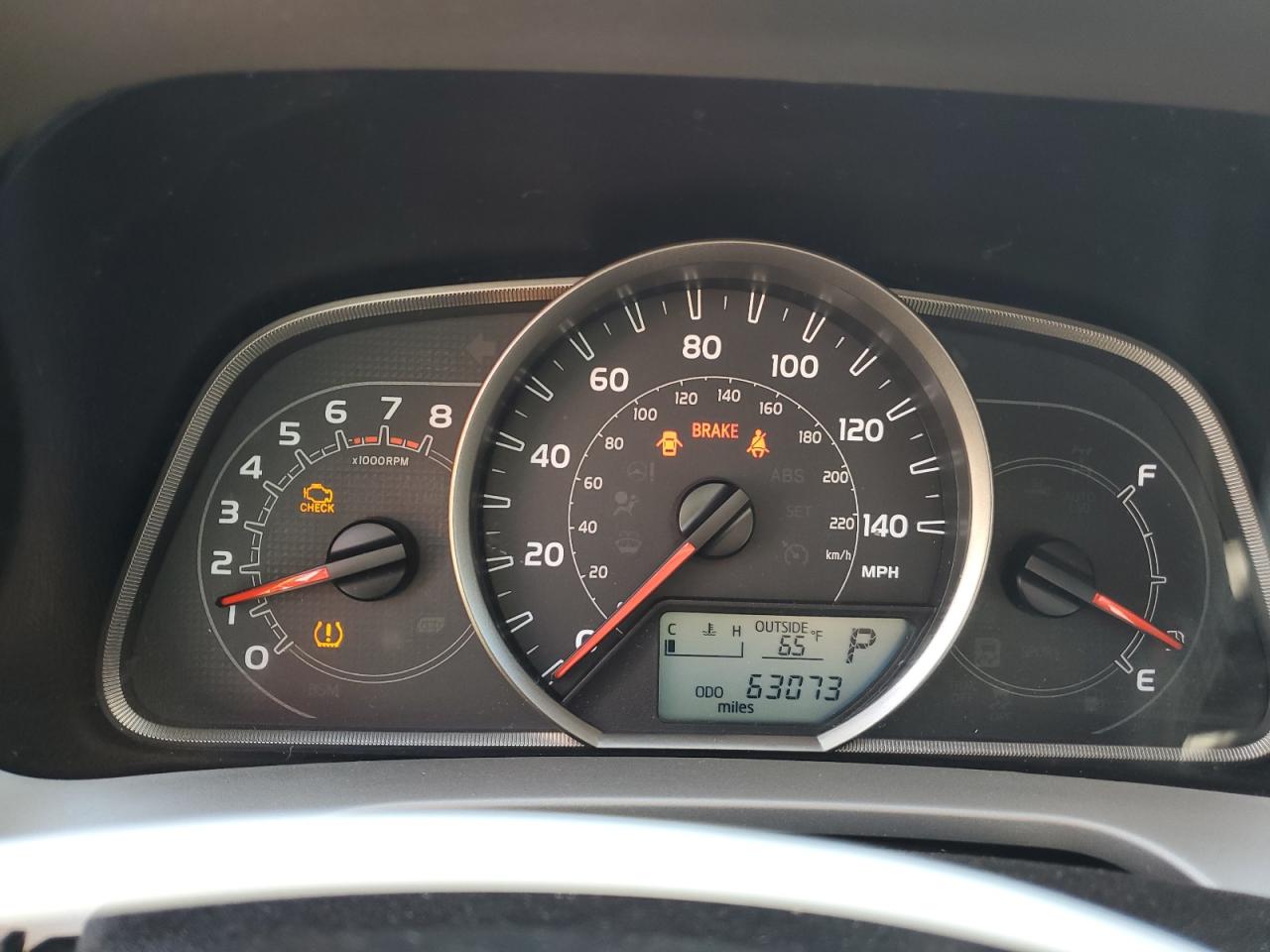 2015 Toyota RAV 4 - Image 9