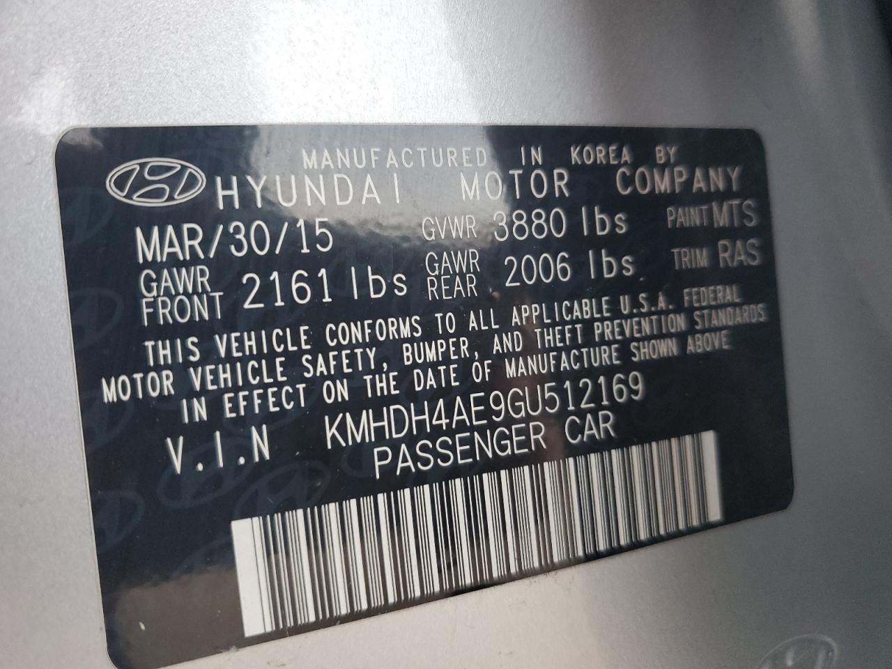 2016 Hyundai Elantra - Image 13