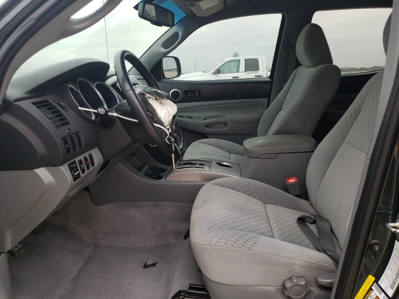 2011 Toyota Tacoma - Image 7