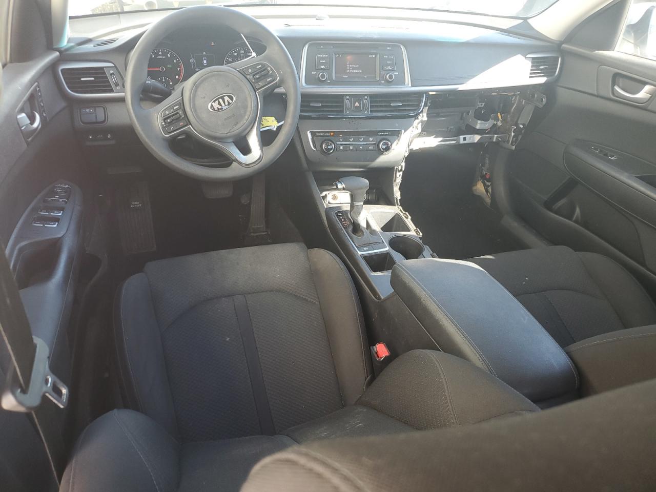 2017 Kia Optima - Image 8