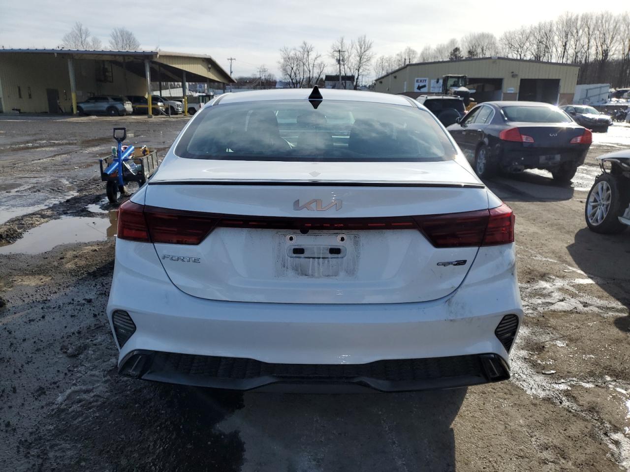 2023 Kia Forte - Image 6