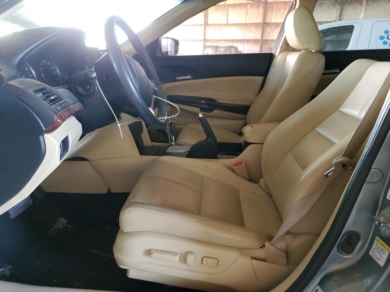 2010 Honda Accord - Image 7