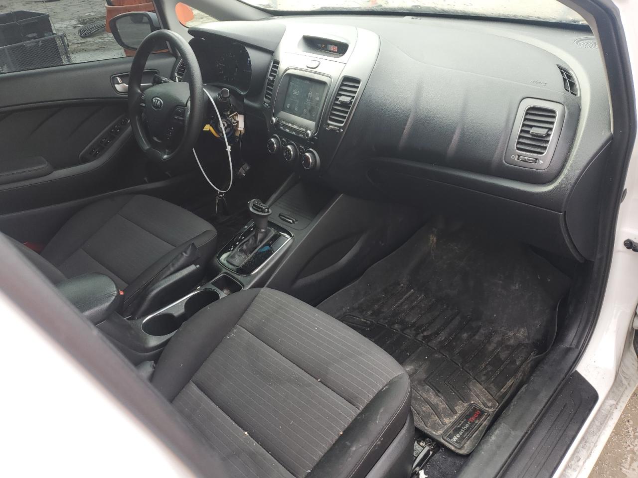 2018 Kia Forte - Image 8
