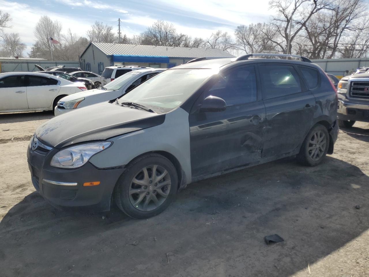 2012 Hyundai Elantra - Image 1