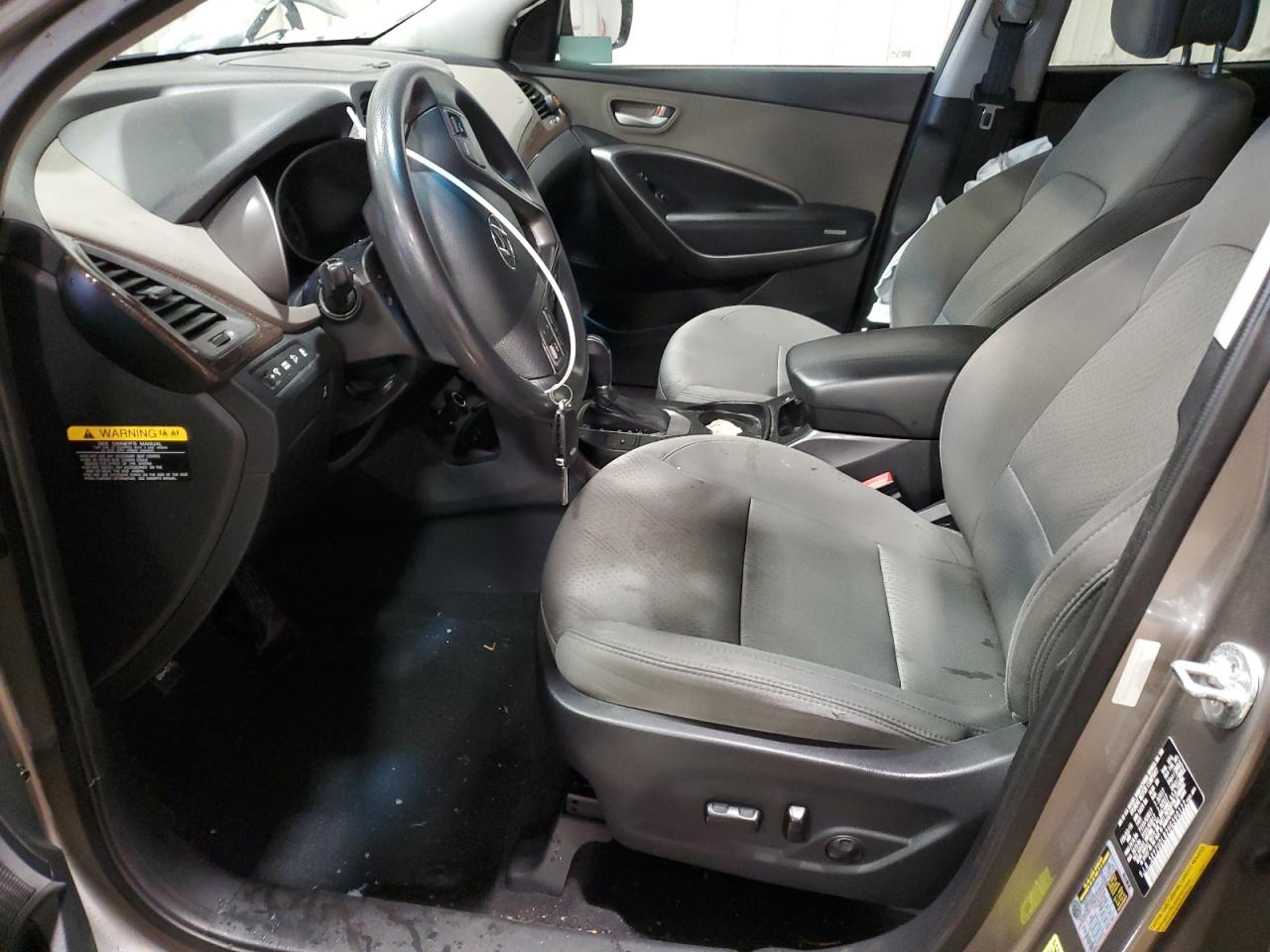 2017 Hyundai Santa Fe - Image 7
