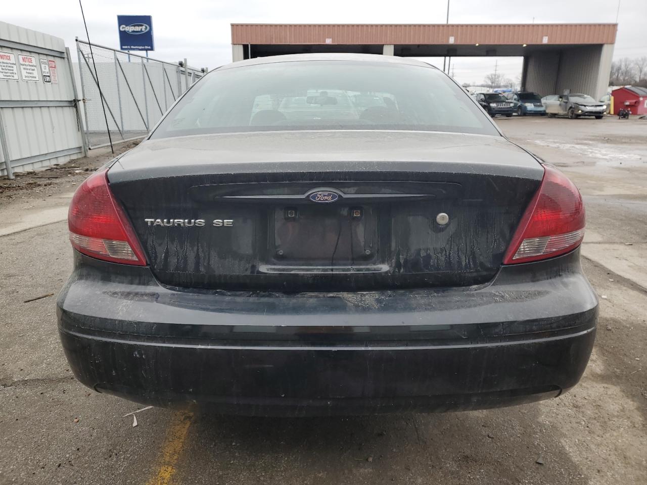 2007 Ford Taurus - Image 6