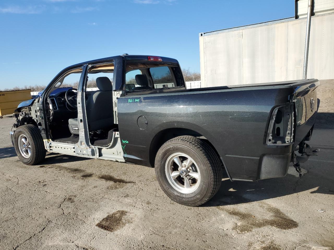2017 RAM 1500 - Image 2