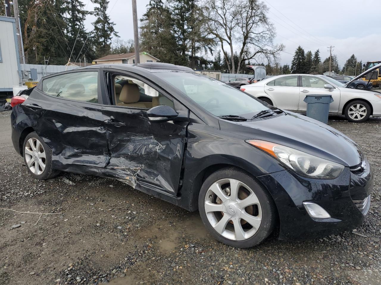 2012 Hyundai Elantra - Image 4