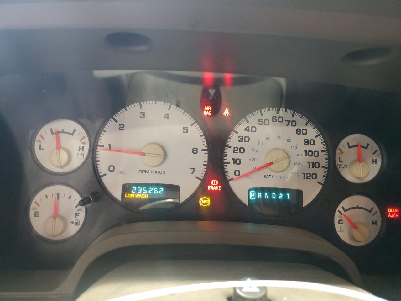 2005 Dodge RAM - Image 9
