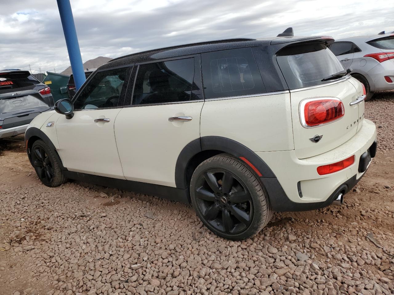2016 MINI Cooper - Image 2