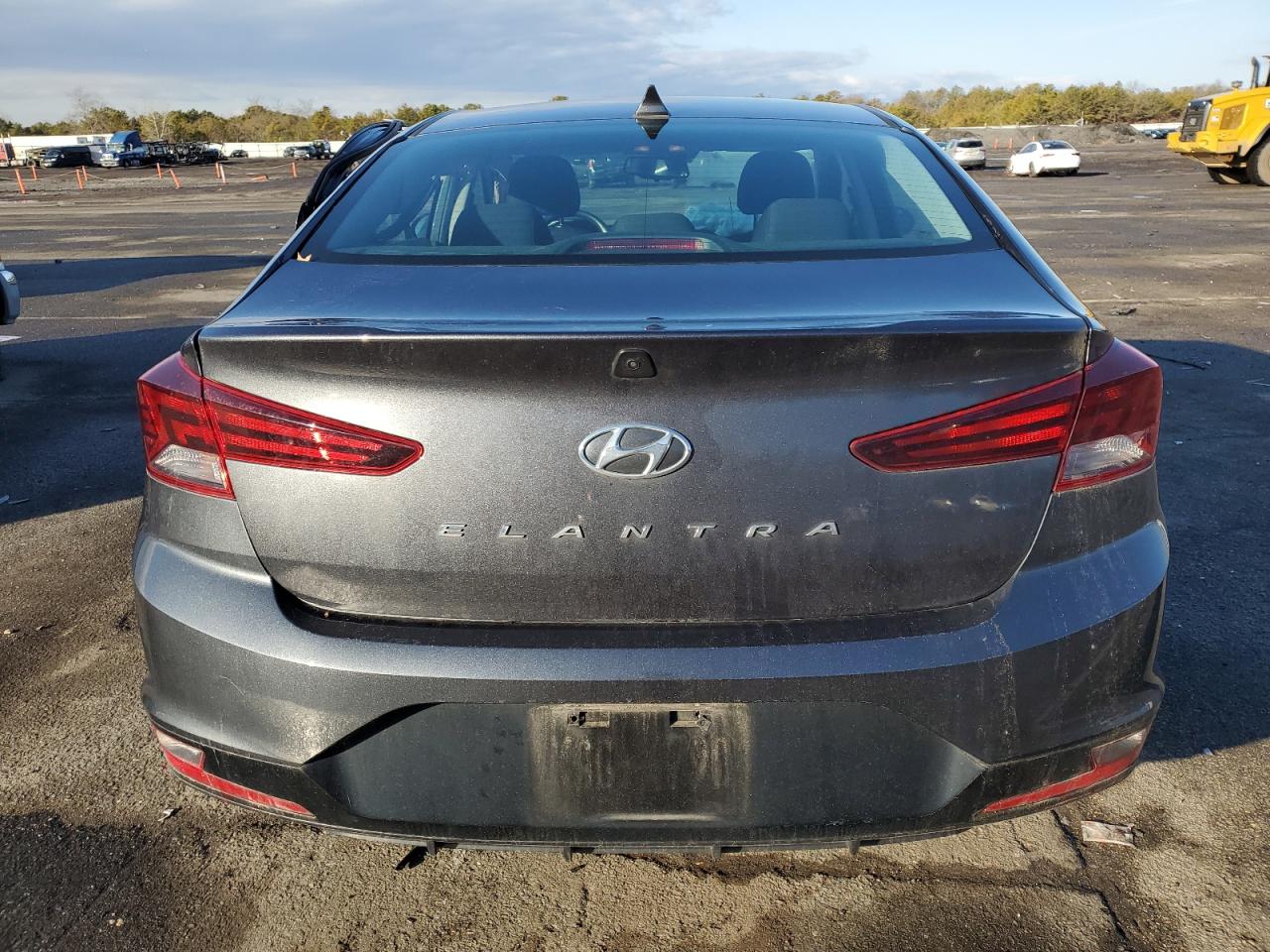 2020 Hyundai Elantra - Image 6