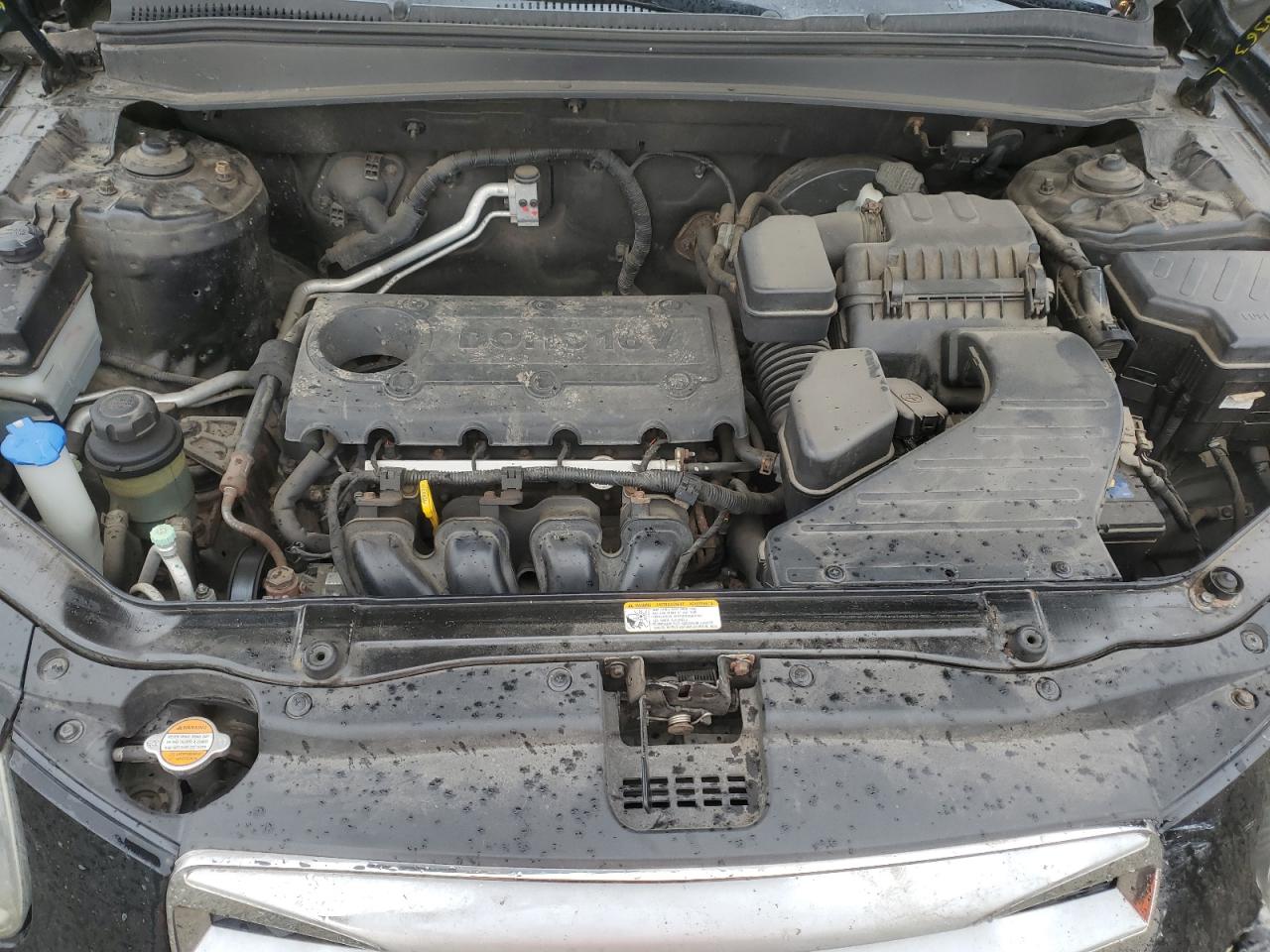 2012 Hyundai Santa Fe - Image 12