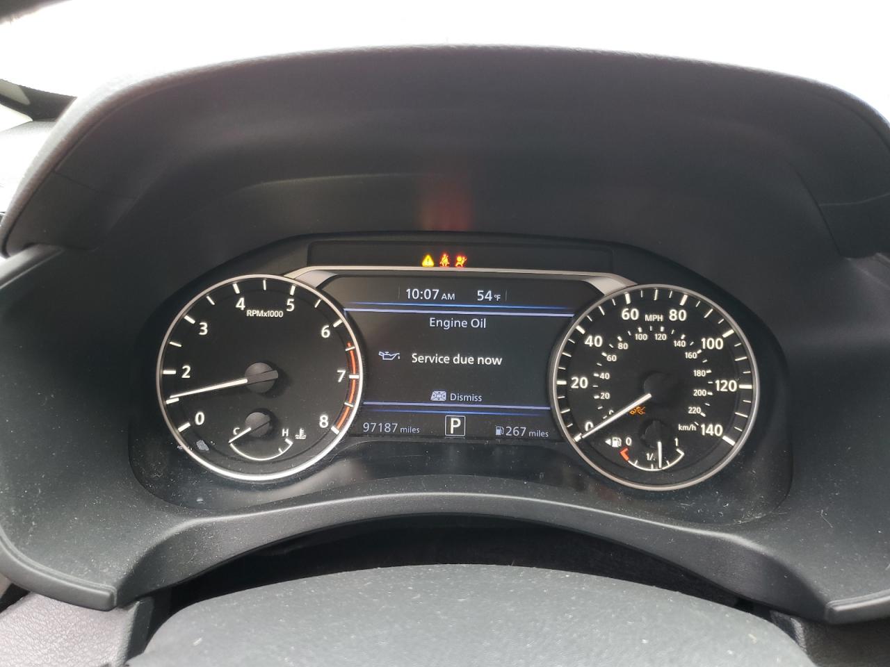 2020 Nissan Altima - Image 9