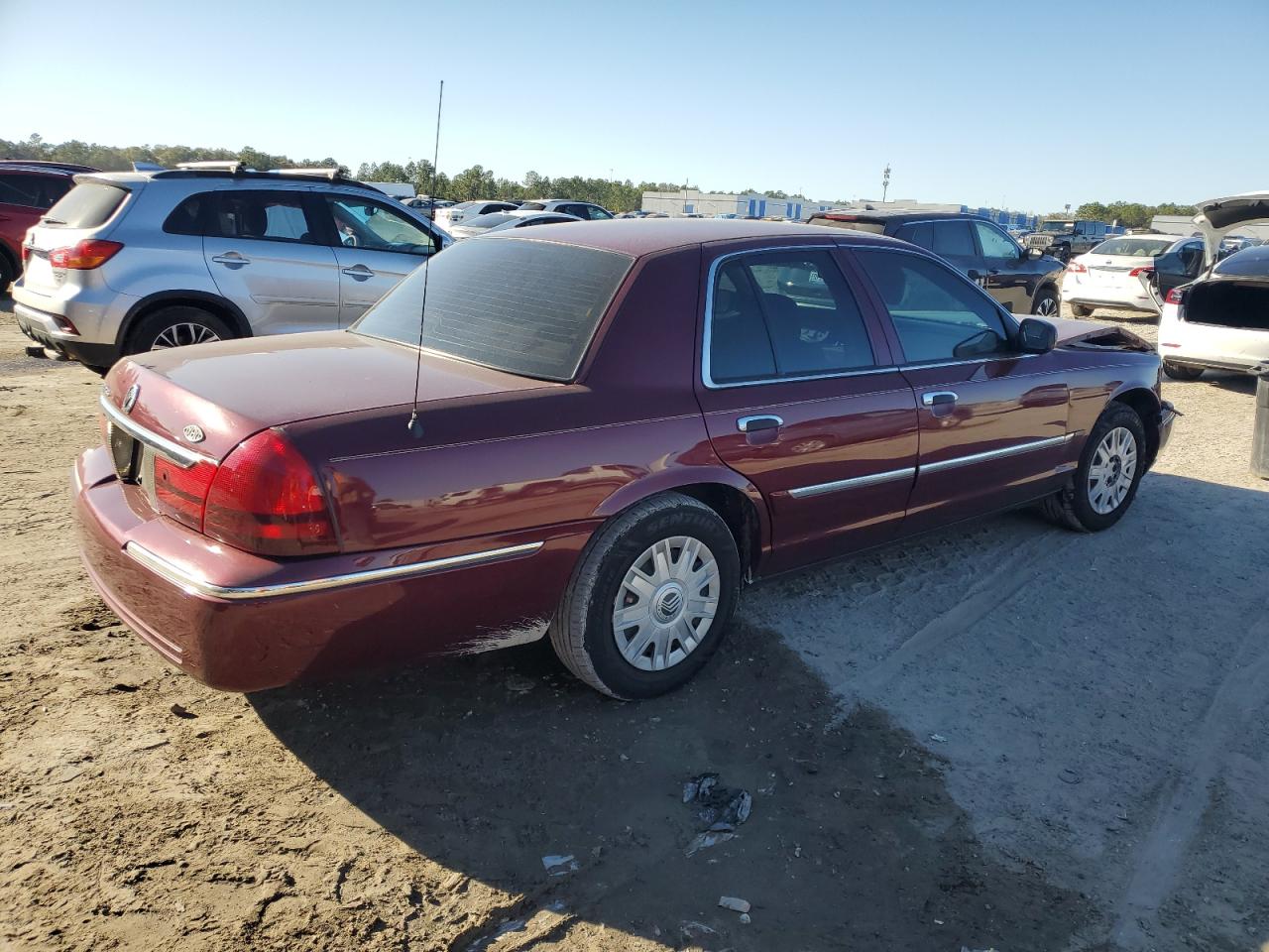 2005 Mercury Grand Marquis - Image 3