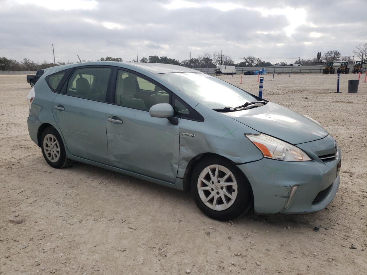 2014 Toyota Prius - Image 4