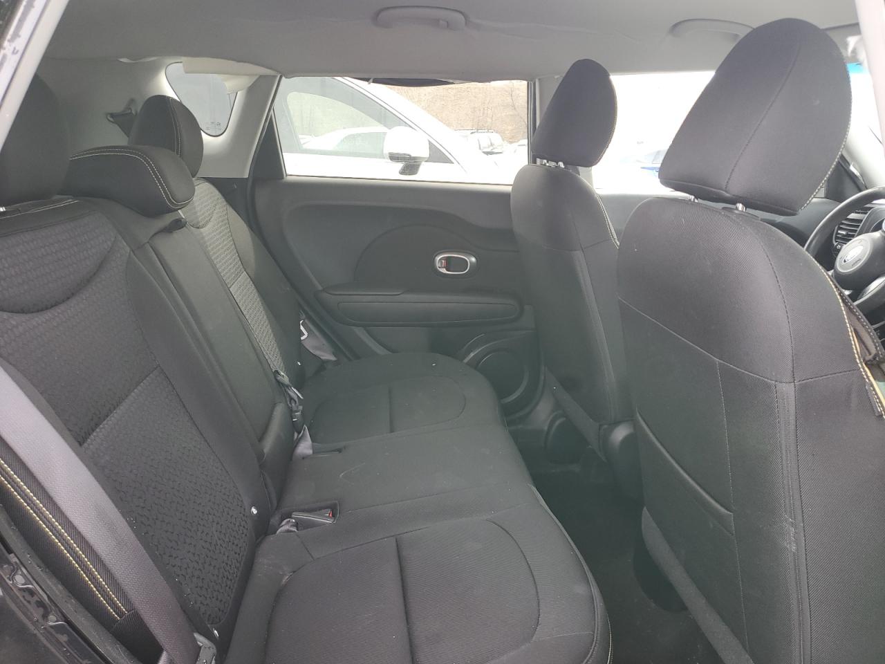 2015 Kia Soul - Image 11