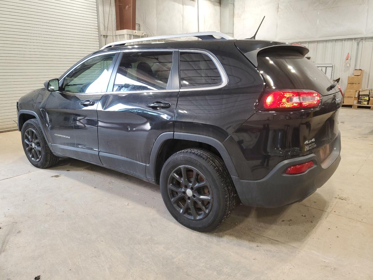 2015 Jeep Grand Cherokee - Image 2