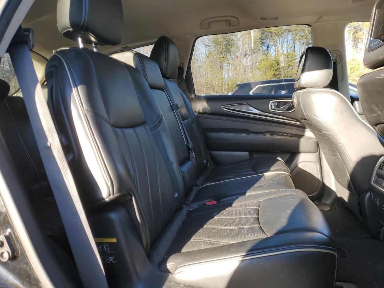 2017 Infiniti QX60 - Image 11