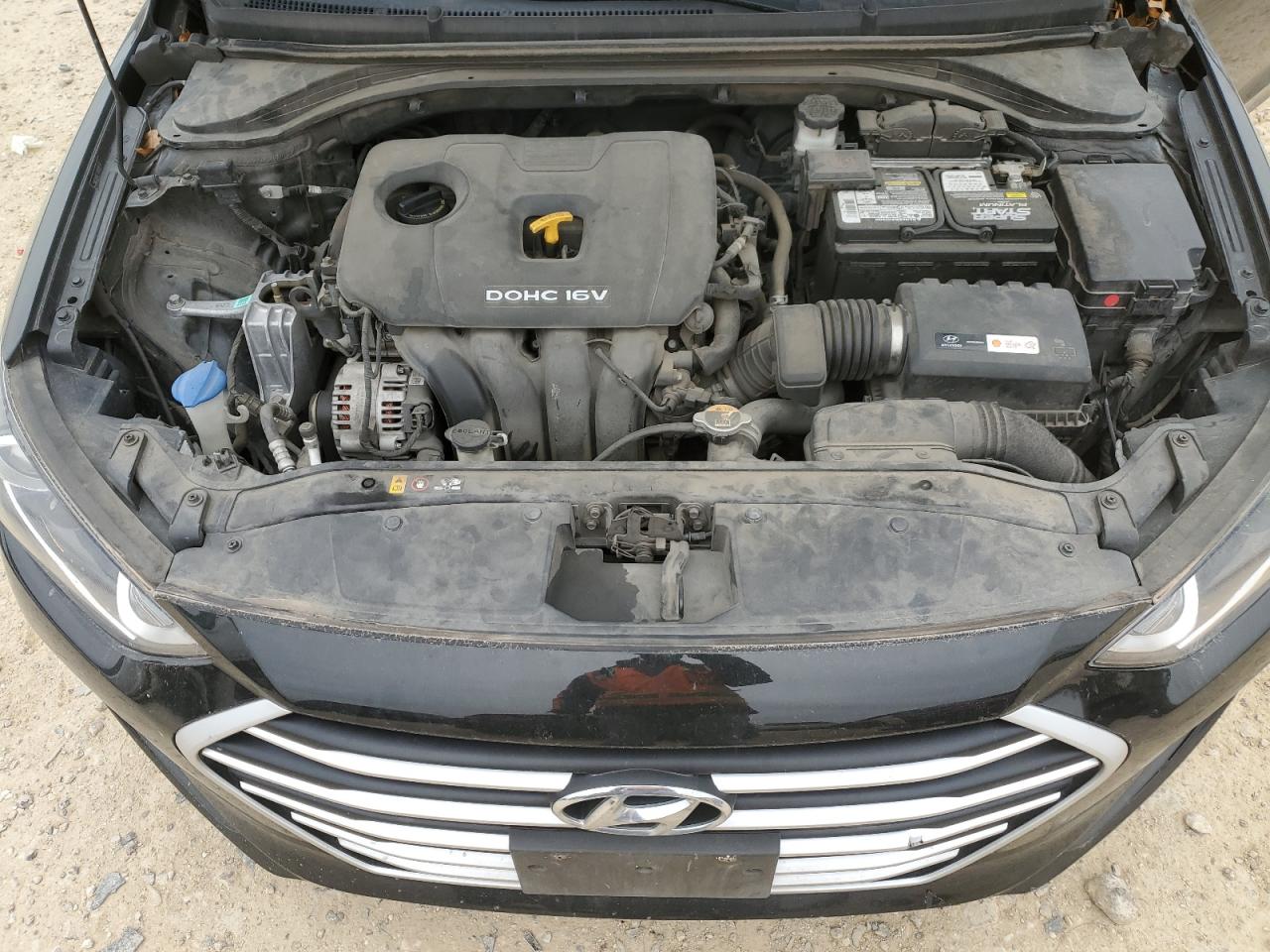 2018 Hyundai Elantra - Image 11