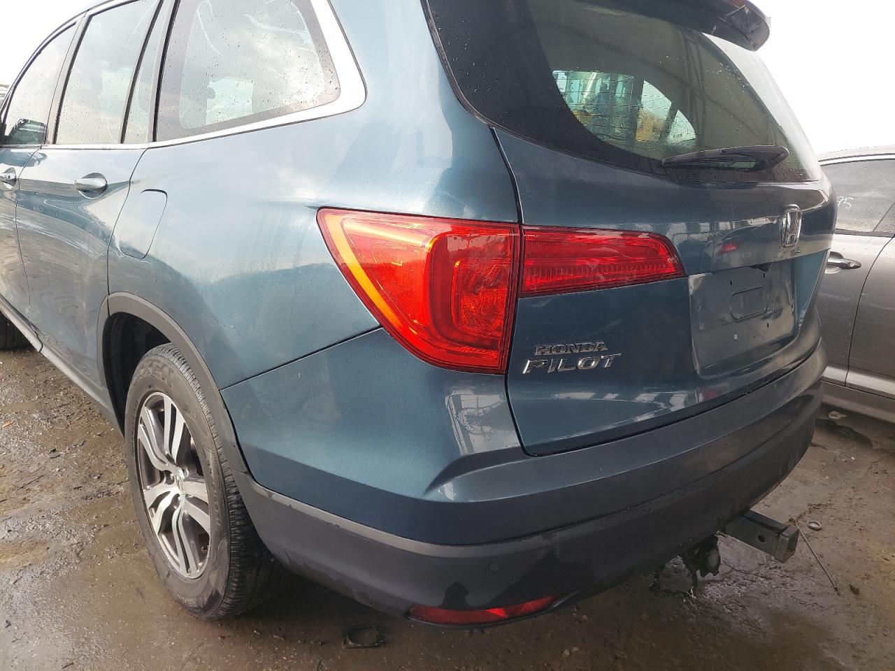 5FNYF5827HB700163 - 2017 HONDA PILOT - #45249285