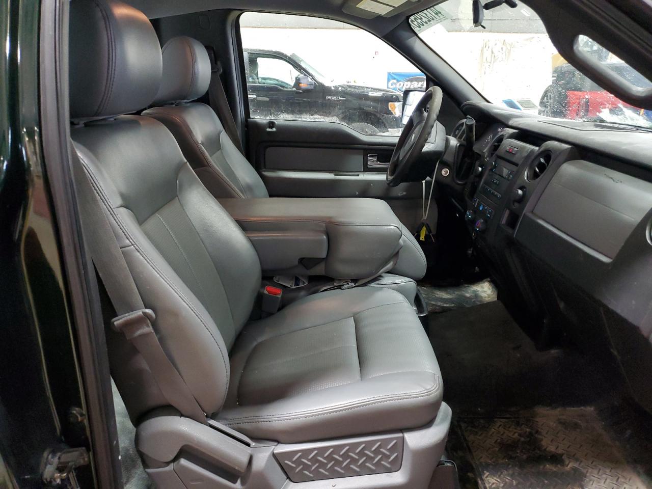 2013 Ford F-150 - Image 10