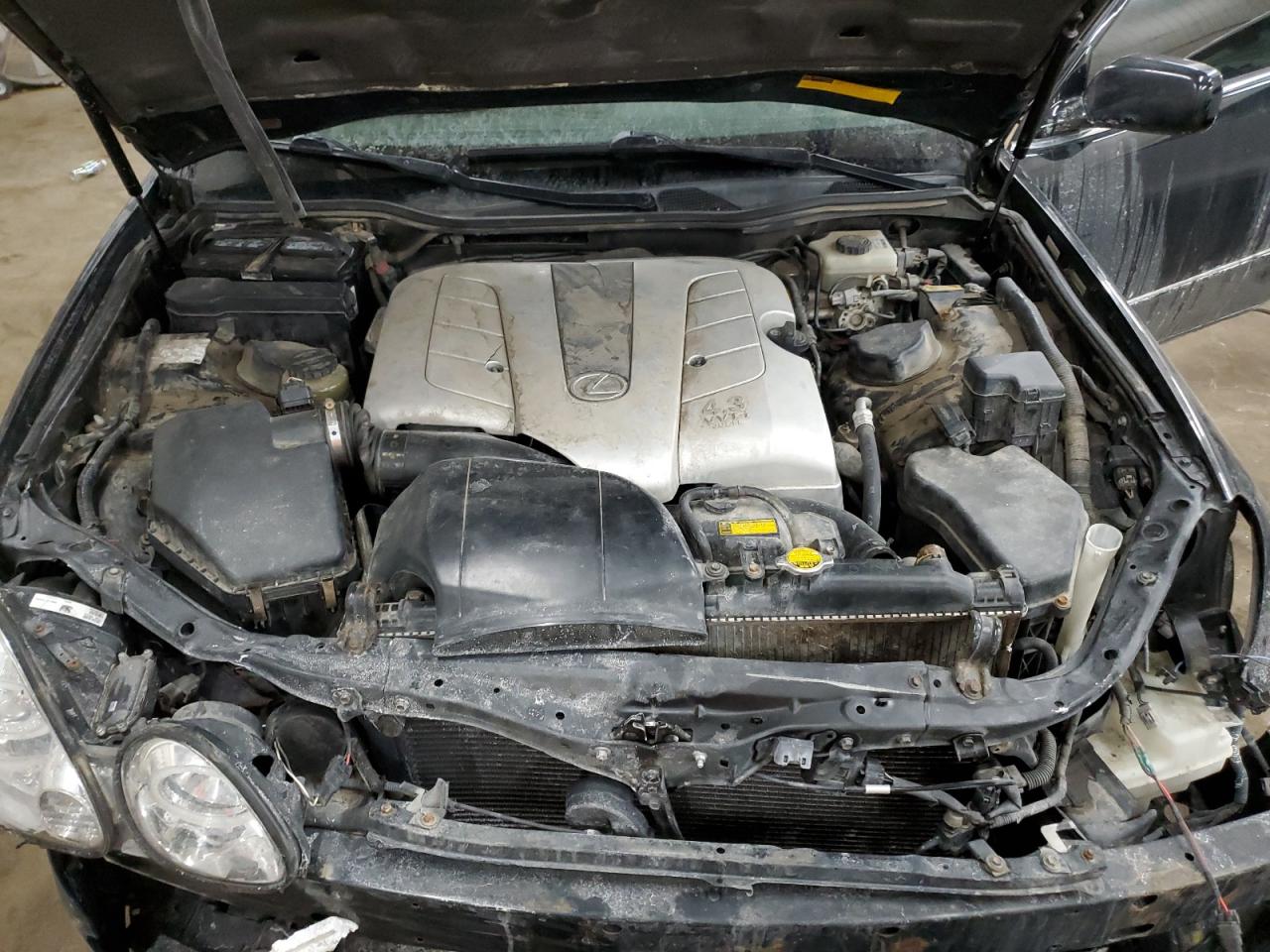 2004 Lexus GS - Image 12