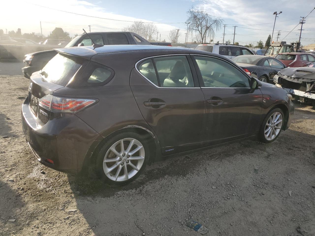 2012 Lexus CT - Image 3
