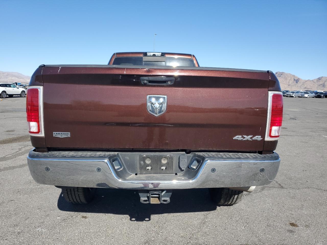 2014 RAM 3500 - Image 6