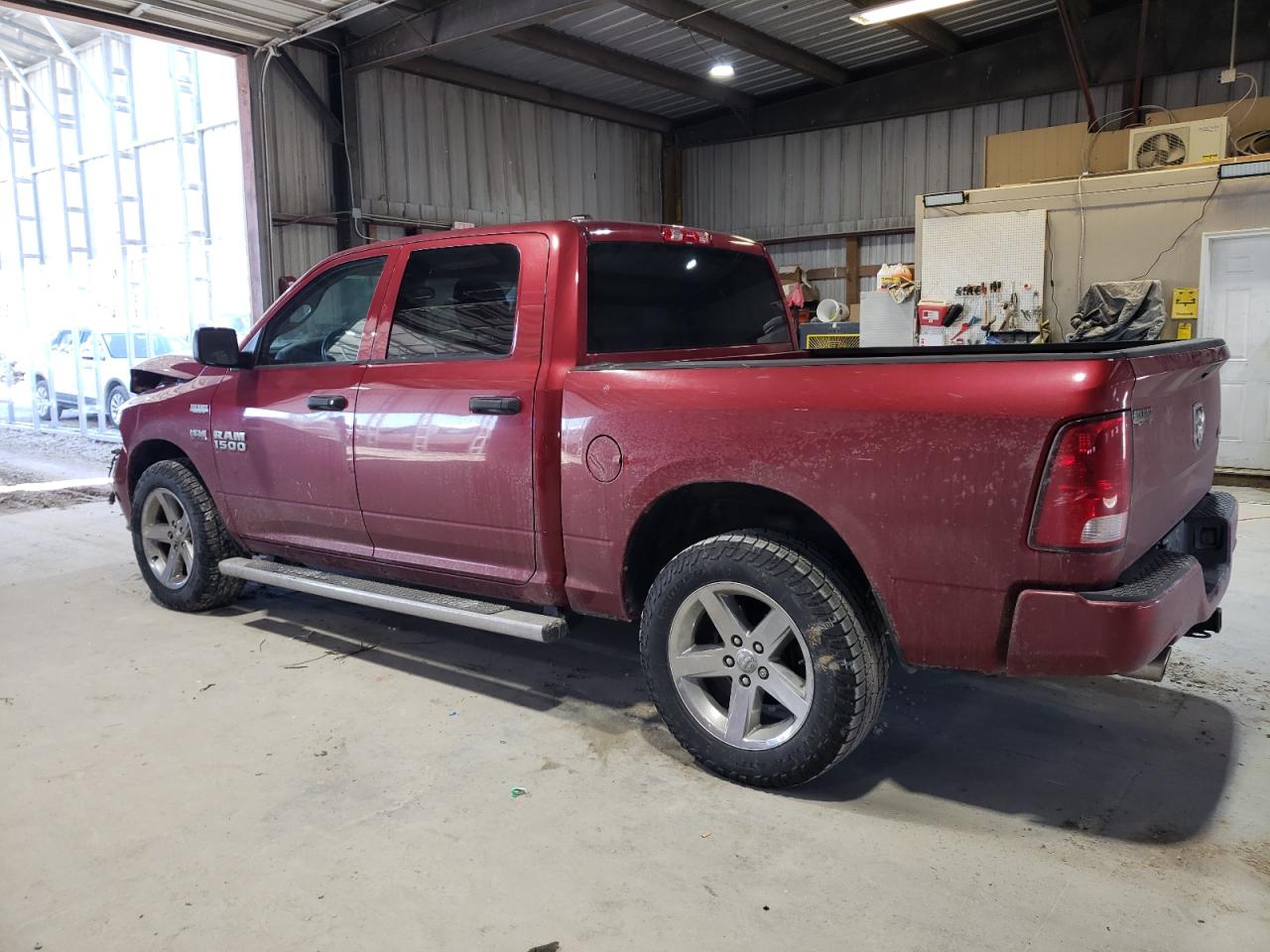 2013 RAM 1500 - Image 2