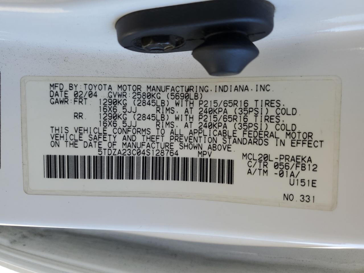 2004 Toyota Sienna - Image 13