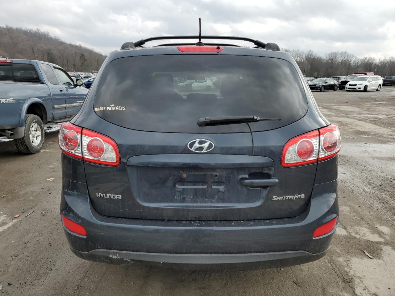 2011 Hyundai Santa Fe - Image 6