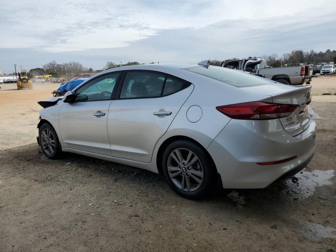 2018 Hyundai Elantra - Image 2