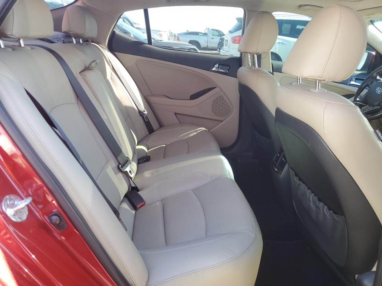 2012 Kia Optima - Image 10