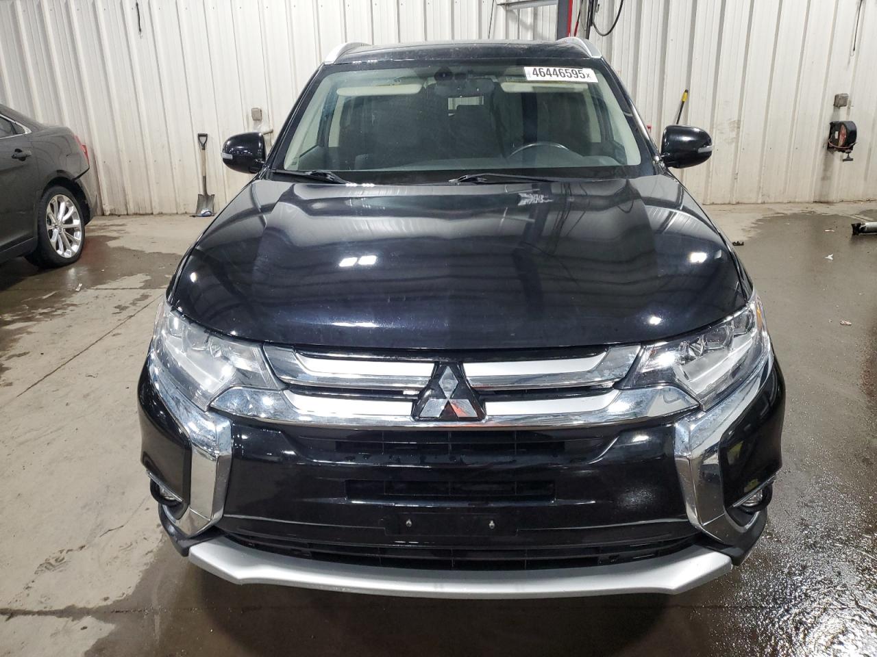 2017 Mitsubishi Outlander - Image 5
