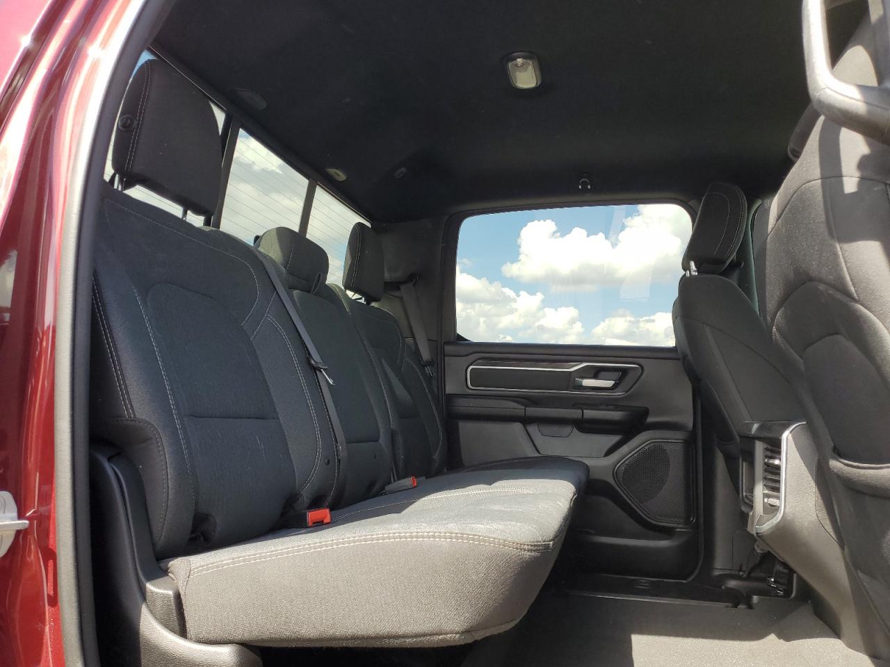 2022 RAM 1500 - Image 10