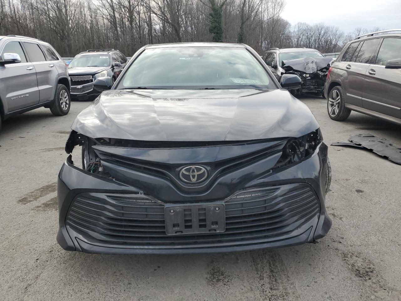 2019 Toyota Camry - Image 5