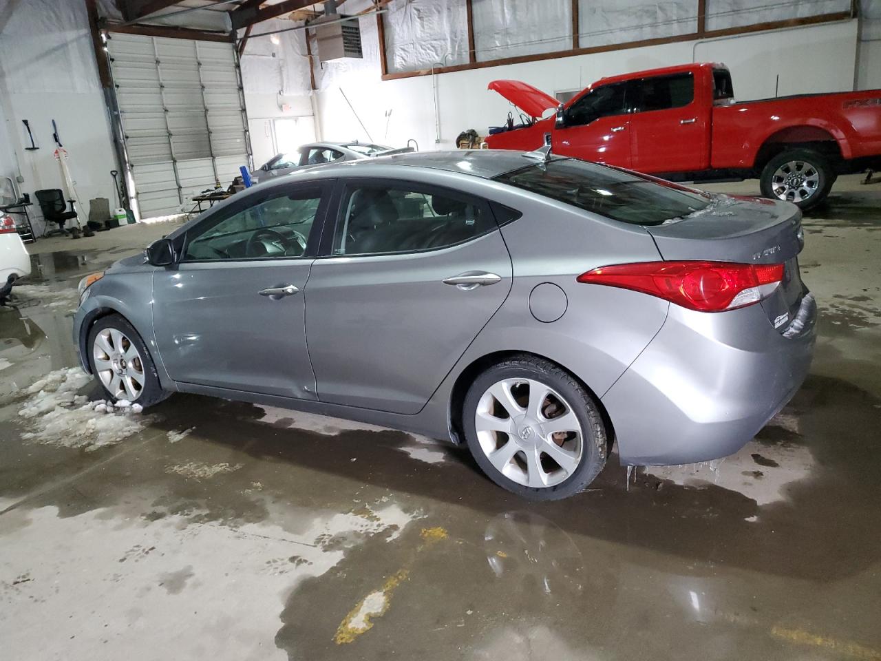 2012 Hyundai Elantra - Image 2
