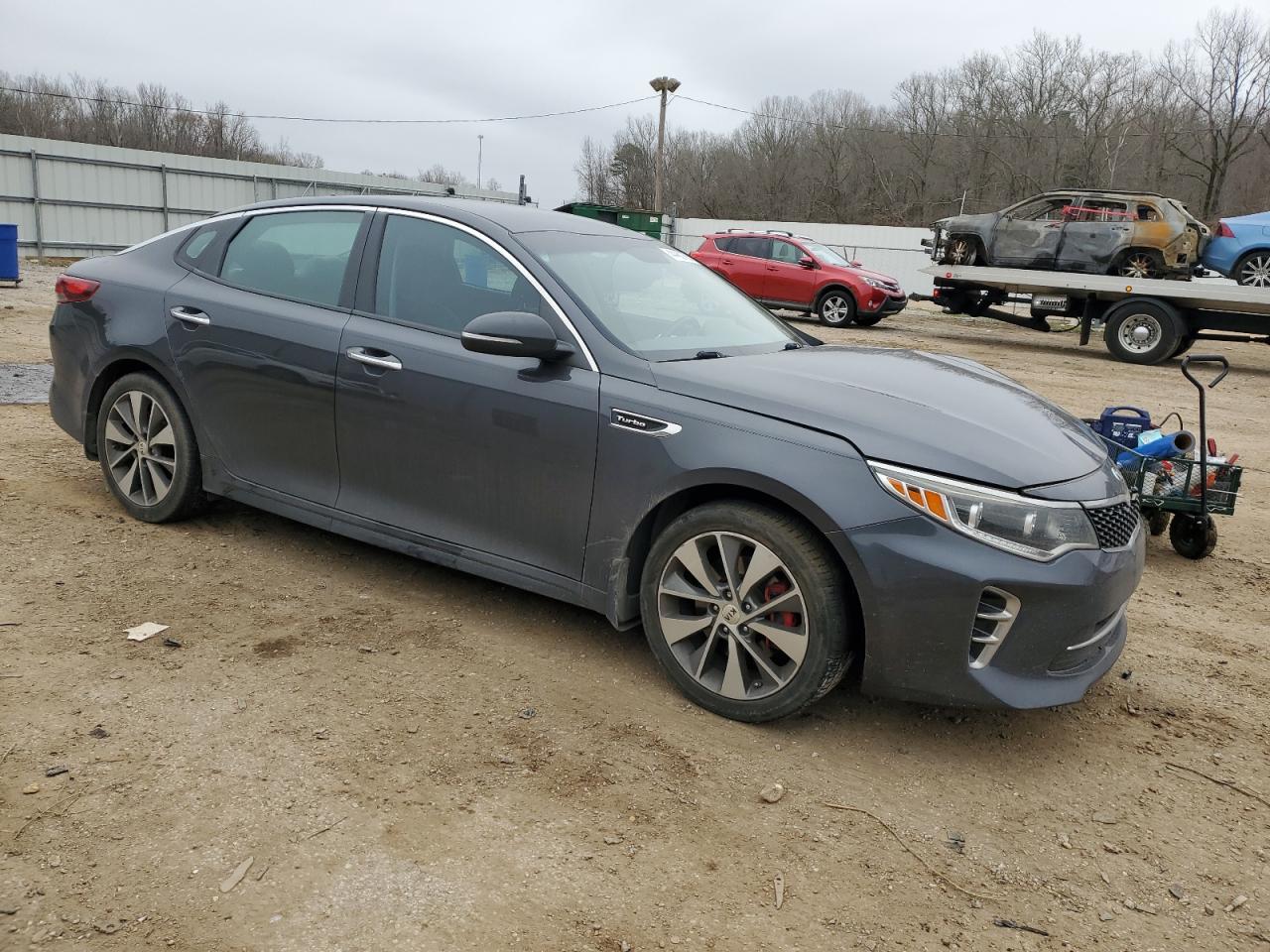 2017 Kia Optima - Image 4