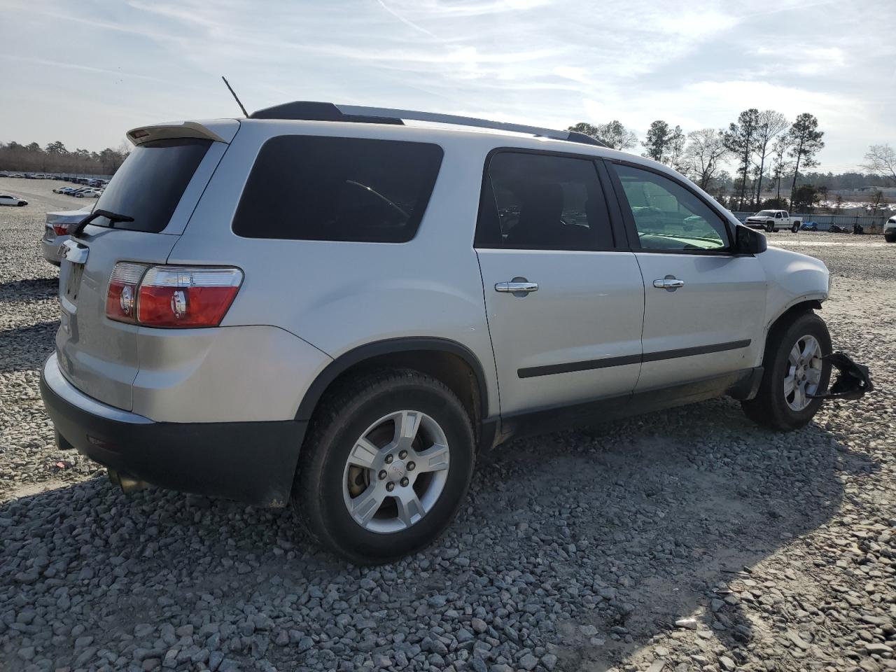 2011 GMC Acadia - Image 3